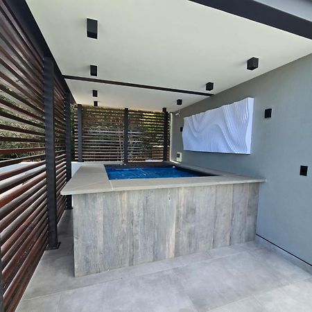 Hotel The Block Wildernis Exterior foto
